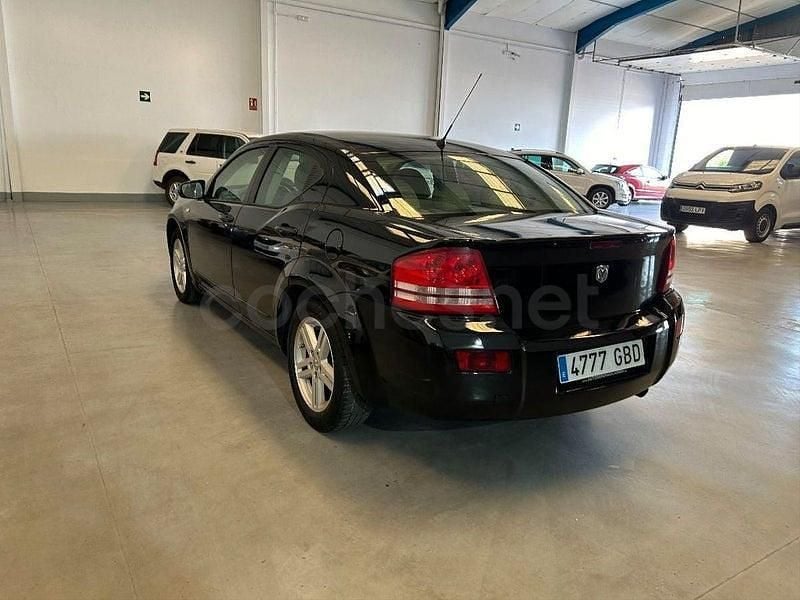 Usado Dodge Avenger SE 140 CV (102 kW) 2008 Negro Berlina