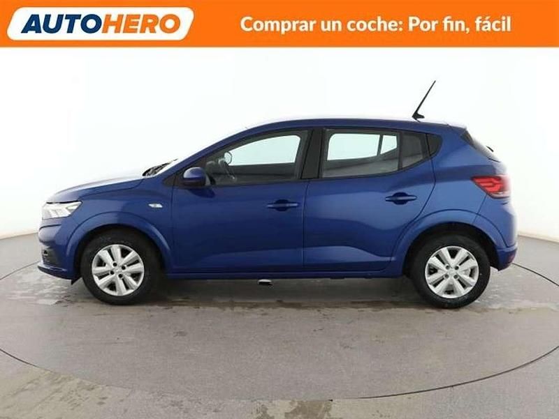 Usado Dacia Sandero Comfort 91 CV (66 kW) 2021 Azul Utilitario