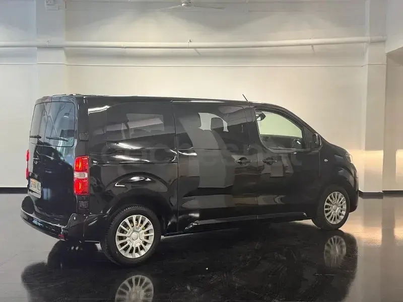 Usado Toyota Proace Verso 177 CV (130 kW) 2018 Negro Familiar