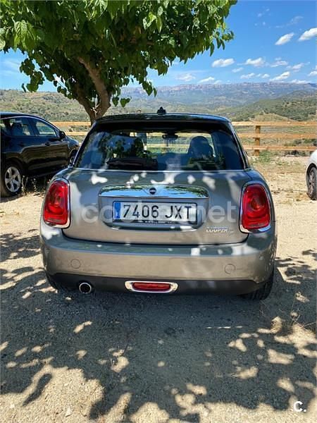 Usado Mini Cooper D 116 CV (85 kW) 2017 Gris / plata Utilitario