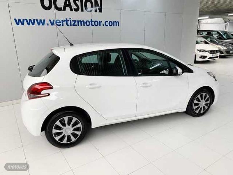 Occasion Peugeot 208 Active 83 PK (61 kW) 2019 Wit Hatchback