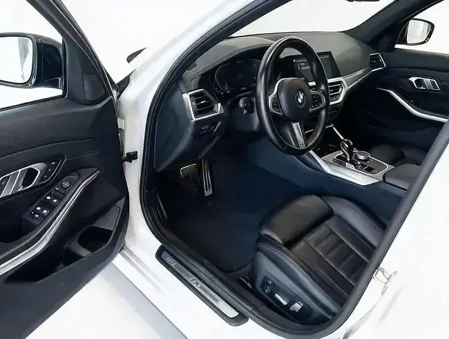 Usado BMW 330e Performance 292 CV (214 kW) 2022 Blanco Berlina