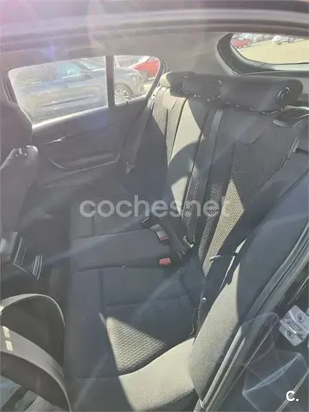 Usado BMW 116 Comfort Edition 136 CV (100 kW) 2014 Negro Utilitario