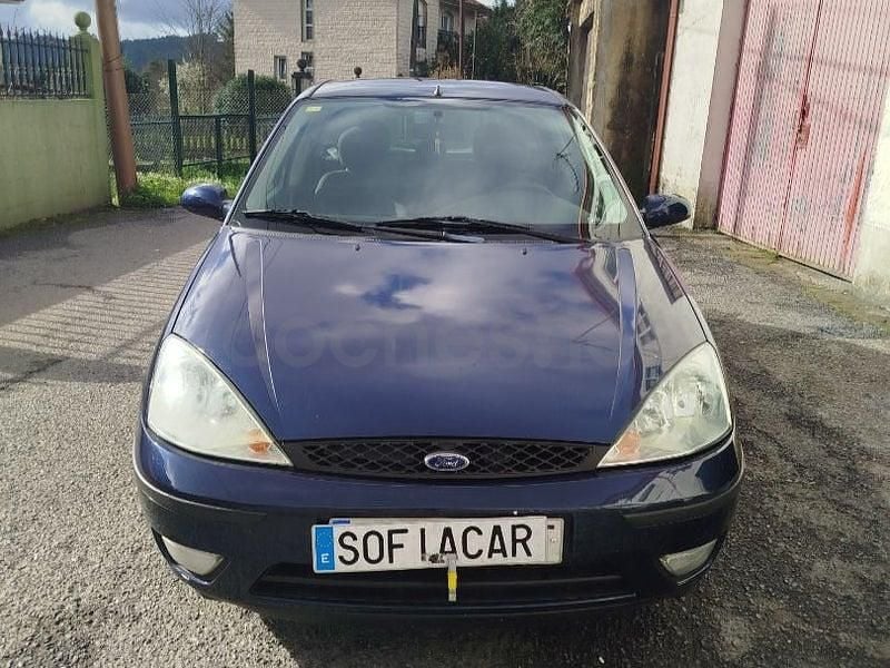 Usado Ford Focus Trend 115 CV (84 kW) 2004 Azul Berlina