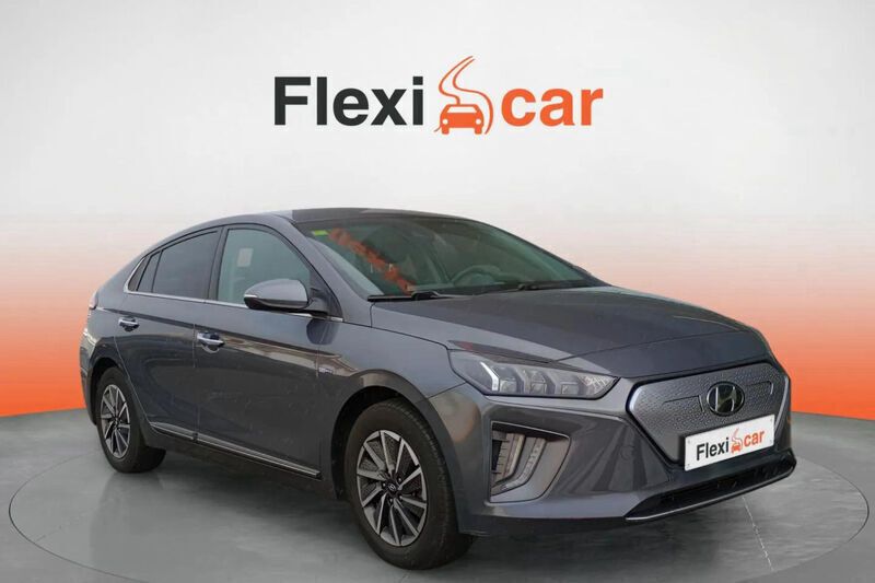 Usado Hyundai Ioniq 88 kW (121 CV) 2020 Gris Utilitario
