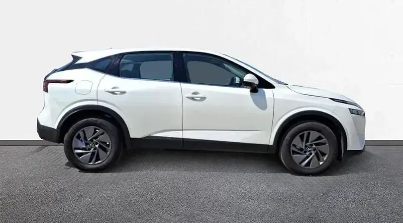 Usado Nissan Qashqai Acenta 158 CV (116 kW) 2024 Lunar white SUV