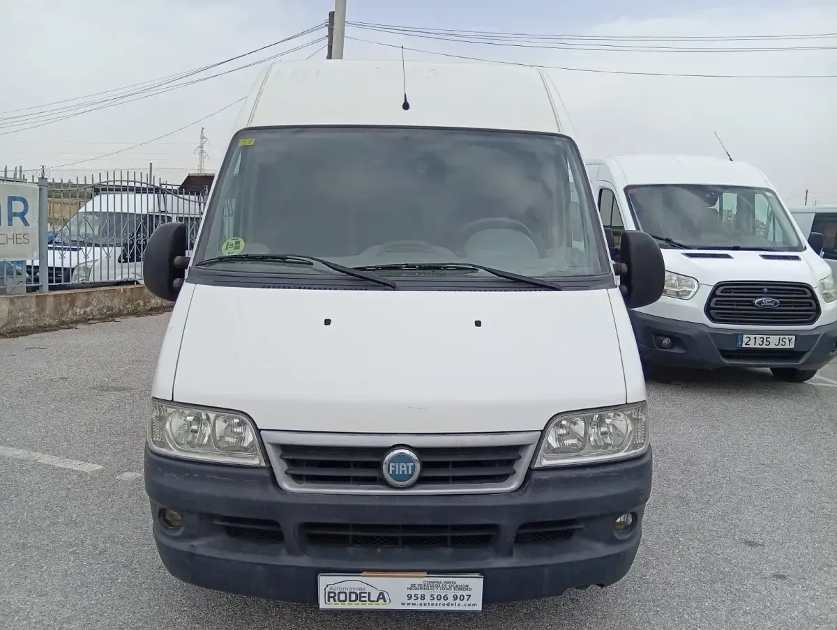 Usado Fiat Ducato 110 CV (80 kW) 2006 Blanco Van