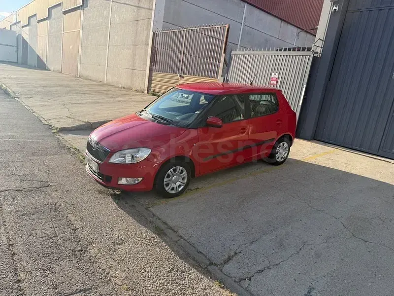 Occasion Skoda Fabia 90 PK (66 kW) 2011 Rood Sedan