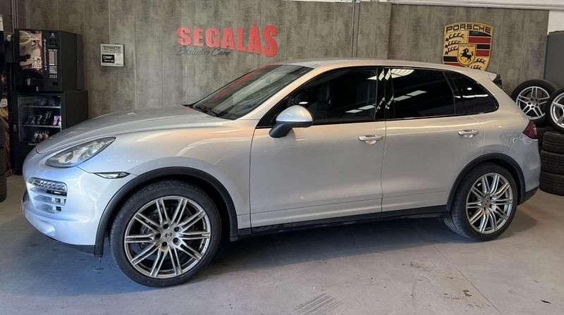 Usado Porsche Cayenne S 400 CV (294 kW) 2011 Gris SUV