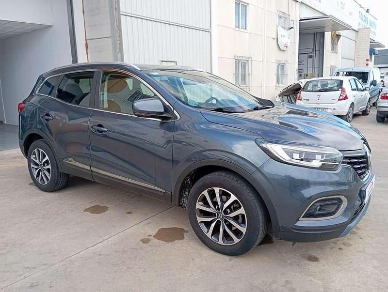 Usado Renault Kadjar Zen 159 CV (116 kW) 2020 Gris SUV