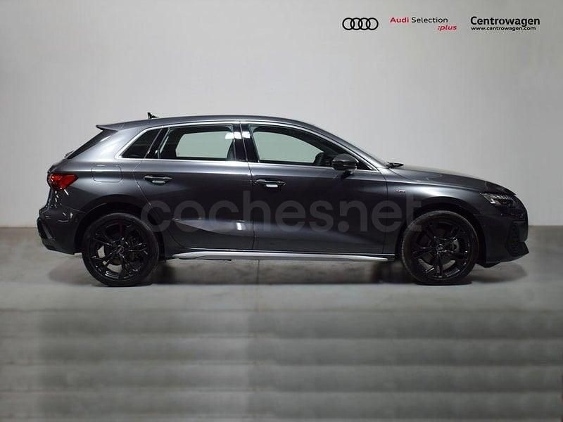 Usado Audi A3 Advanced 204 CV (150 kW) 2025 Gris / plata Berlina