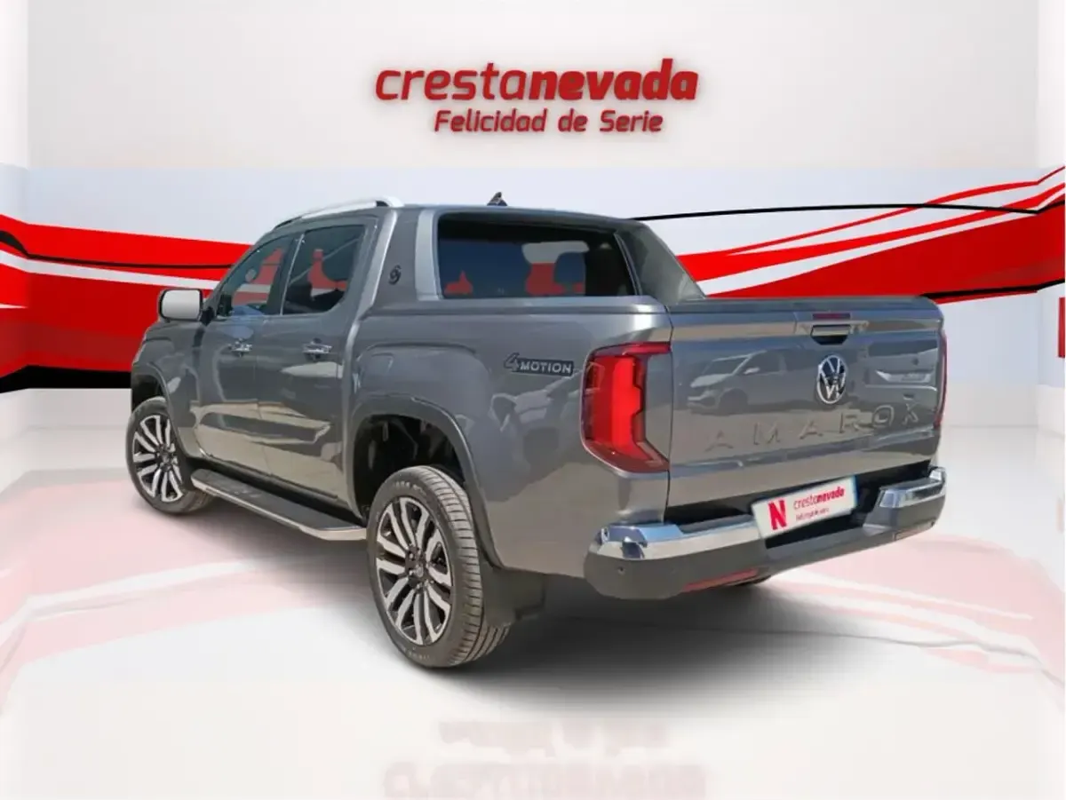 Usado VW Amarok Aventura 240 CV (176 kW) 2024 Gris Pickup/Camioneta