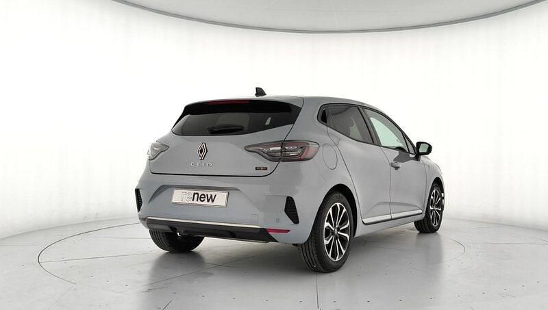 Usado Renault Clio V Techno 145 CV (106 kW) 2025 Gris Berlina