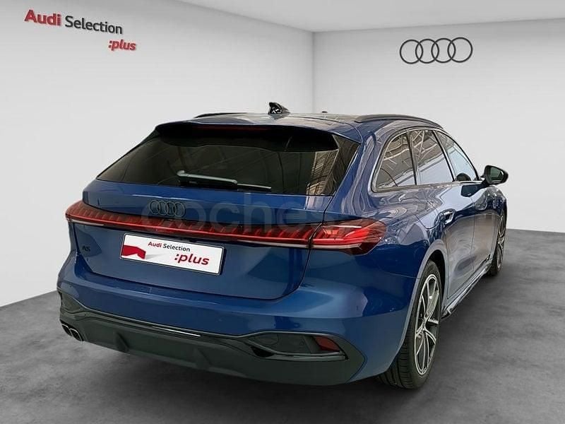 Usado Audi A5 Ambiente 204 CV (150 kW) 2025 Azul Coupe