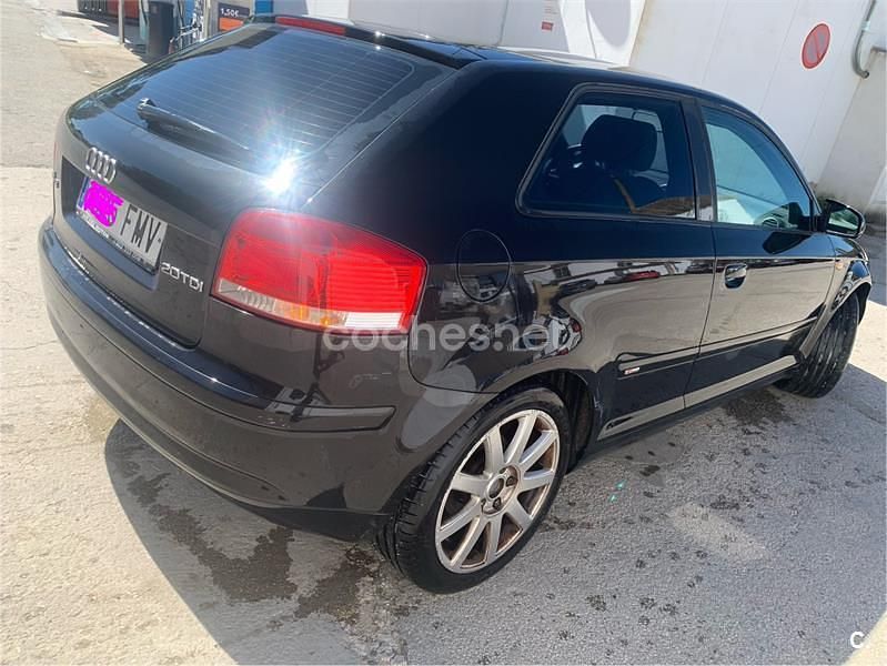 Usado Audi A3 Ambition 140 CV (102 kW) 2007 Negro Utilitario
