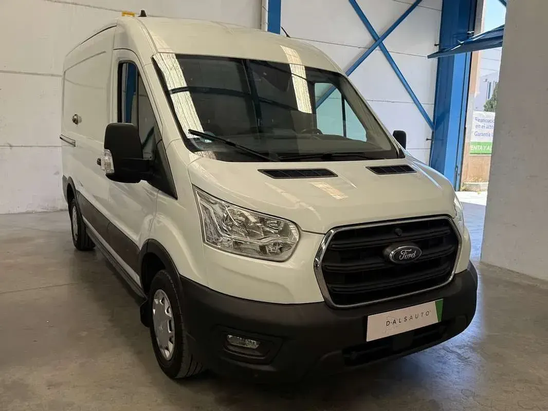 Usado Ford Transit Trend 129 CV (94 kW) 2021 Blanco Van