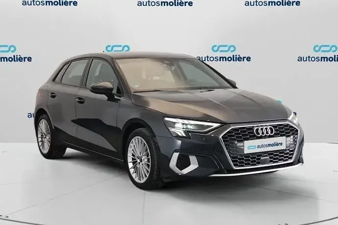 Usado Audi A3 Advanced Plus 116 CV (85 kW) 2021 Gris Berlina