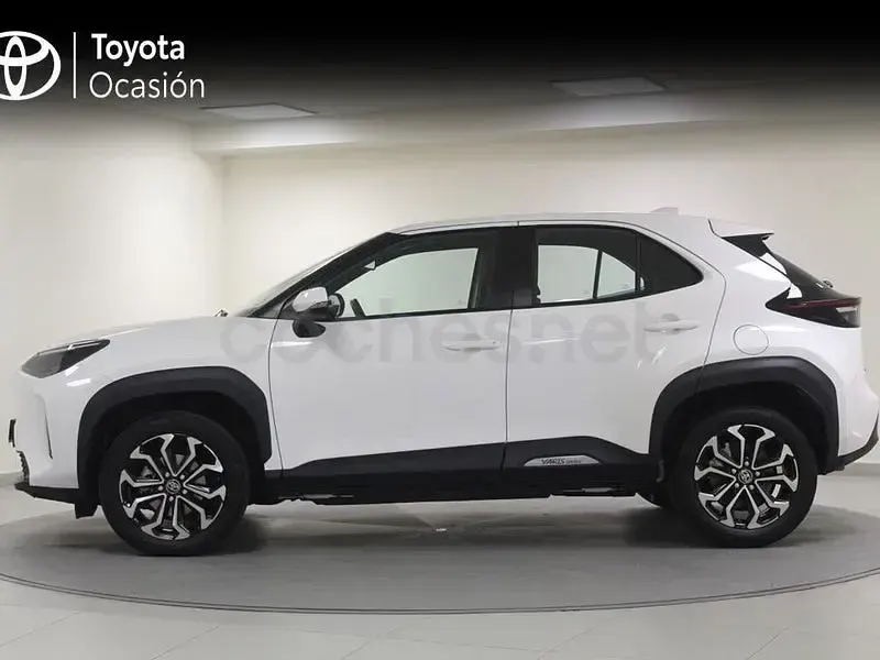 Usado Toyota Yaris Cross Active 116 CV (85 kW) 2022 Blanco SUV