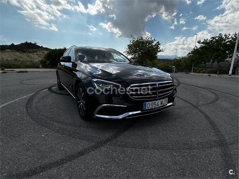 Negro Usado 2021 Mercedes E200 Familiar | 30.300 € (Buen precio) - Imagen 1/4