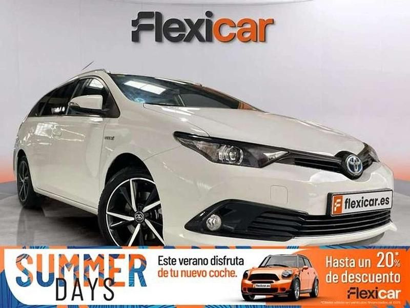 Blanco Usado 2018 Toyota Auris Hybrid Edition Familiar | 15.390 € (Precio justo) - Imagen 1/4