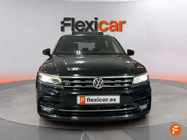 Usado VW Tiguan Sportline 150 CV (110 kW) 2018 Negro SUV