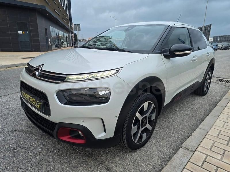 Usado Citroën C4 Cactus Shine 102 CV (75 kW) 2019 Blanco Utilitario