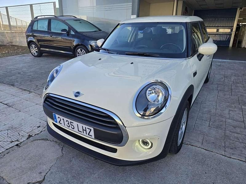 Usado Mini ONE 102 CV (75 kW) 2020 Blanco Utilitario