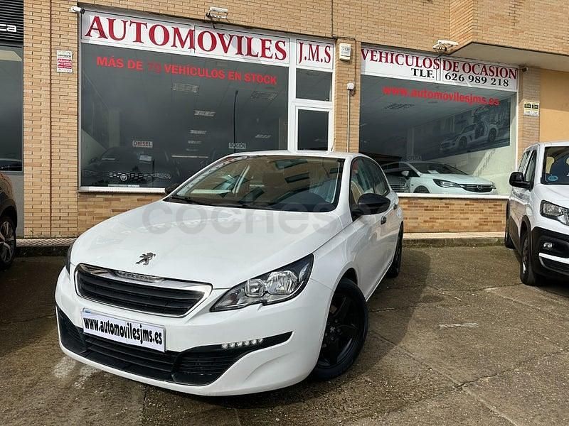 Usado Peugeot 308 Access 100 CV (73 kW) 2016 Blanco Berlina