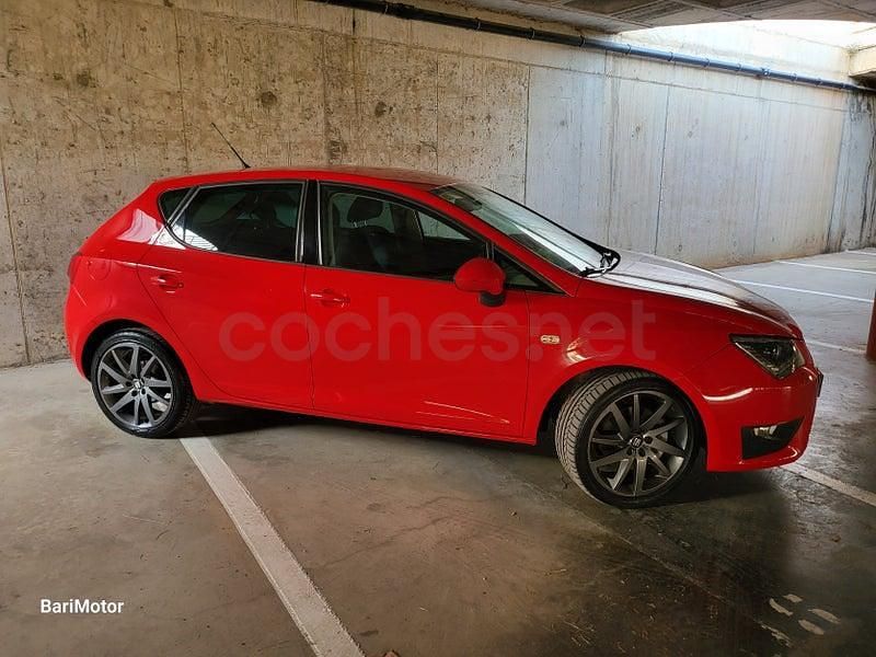 Usado Seat Ibiza FR 105 CV (77 kW) 2014 Rojo Berlina
