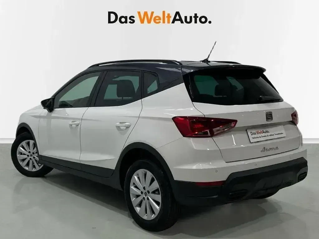 Usado Seat Arona Style 115 CV (84 kW) 2025 Blanco SUV