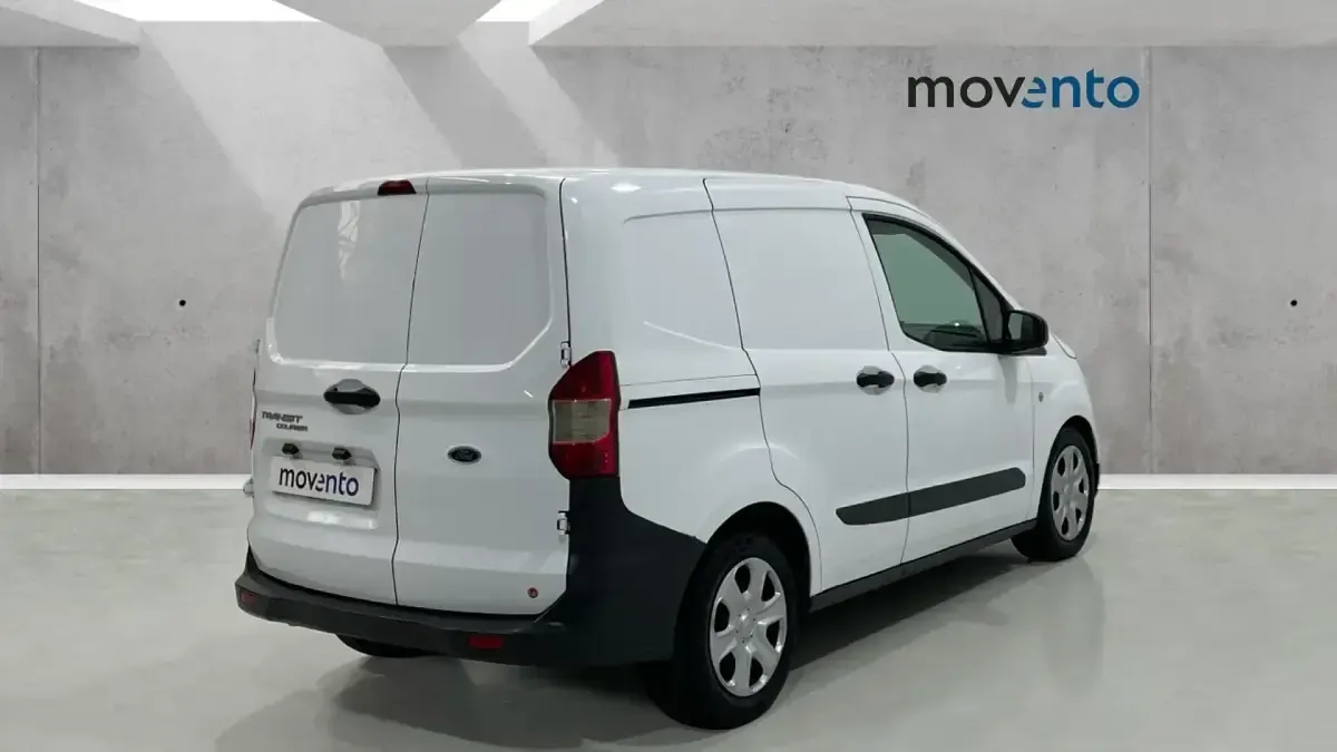 Usado Ford Transit Trend 75 CV (55 kW) 2021 Blanco Utilitario