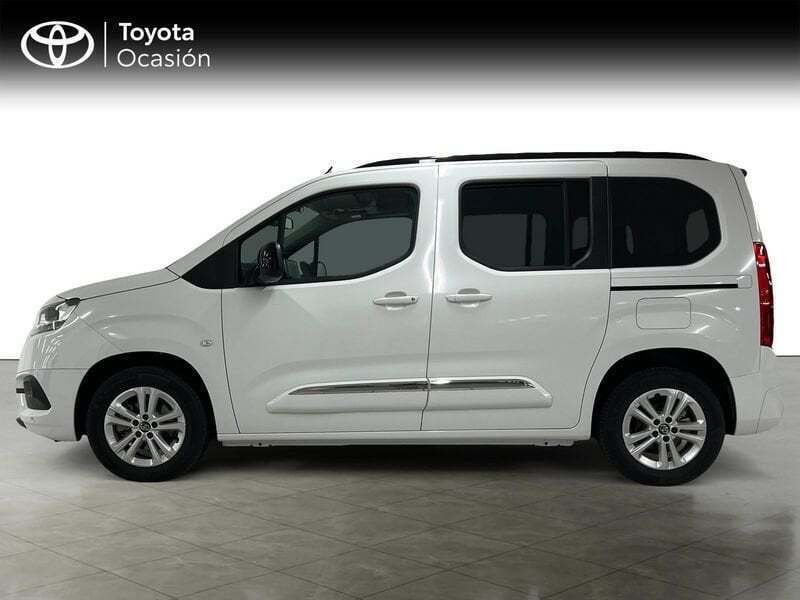 Usado Toyota Proace Verso Active 131 CV (96 kW) 2024 Blanco Familiar