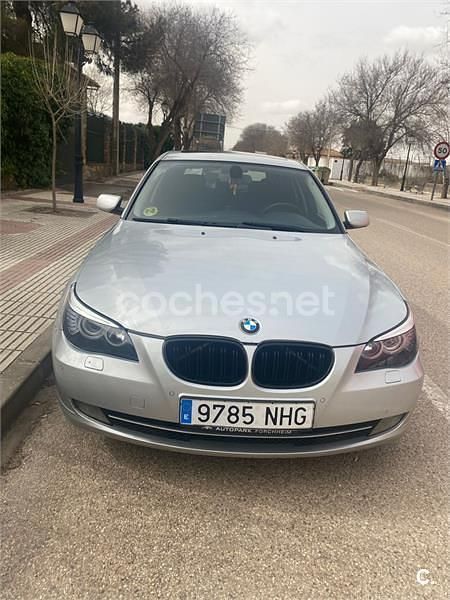 Usado BMW 520 163 CV (119 kW) 2007 Gris / plata Familiar