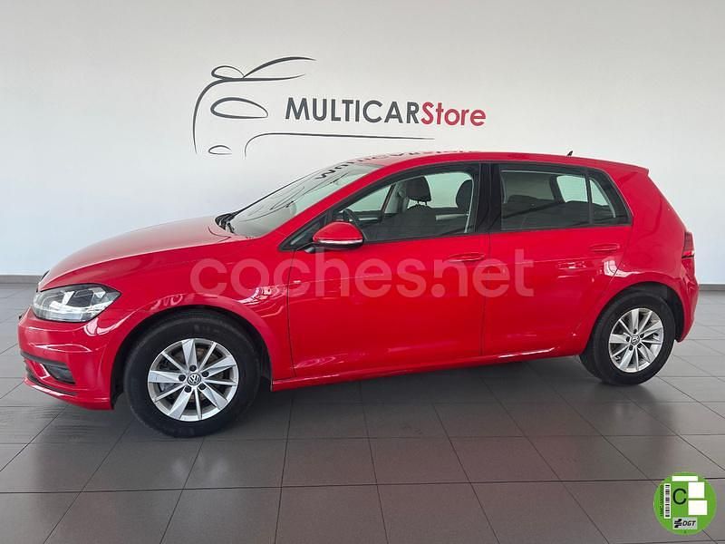 Rojo Usado 2019 VW Golf VII Advance Berlina | 14.900 € (Precio justo) - Imagen 1/4