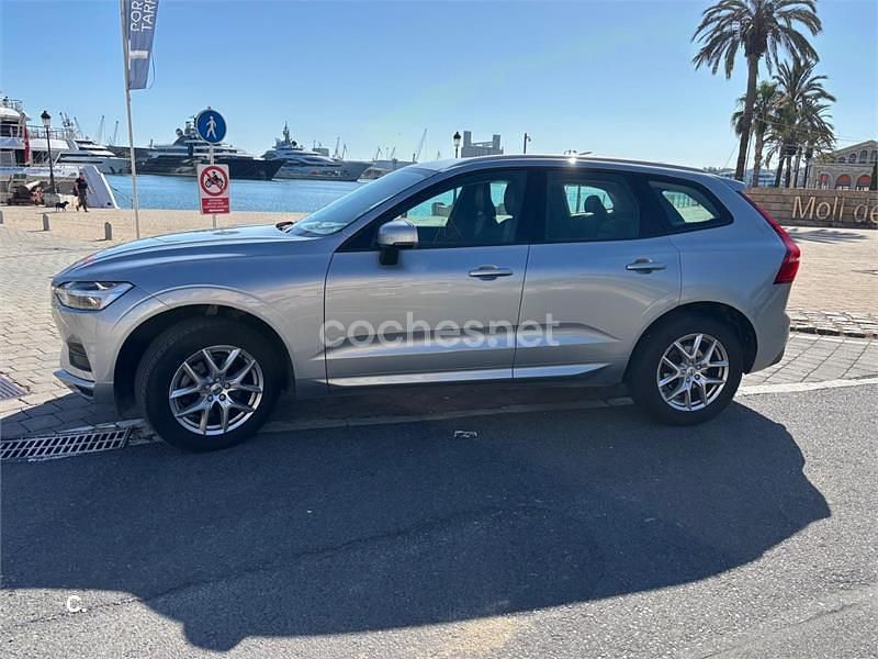 Usado Volvo XC60 Momentum 150 CV (110 kW) 2019 Gris / plata SUV