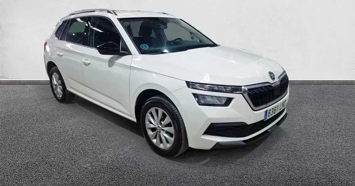 Usado Skoda Kamiq Ambition 110 CV (80 kW) 2021 SUV