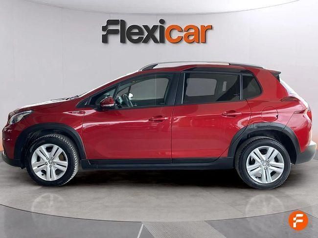 Usado Peugeot 2008 Signature Sky 130 CV (95 kW) 2019 Rojo SUV