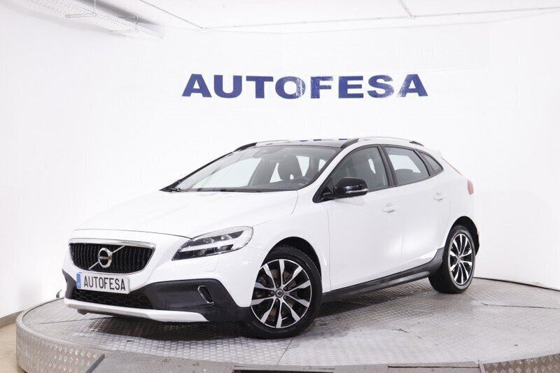 Blanco Usado 2019 Volvo V40 CC Familiar | 18.950 € (Precio justo) - Imagen 1/4