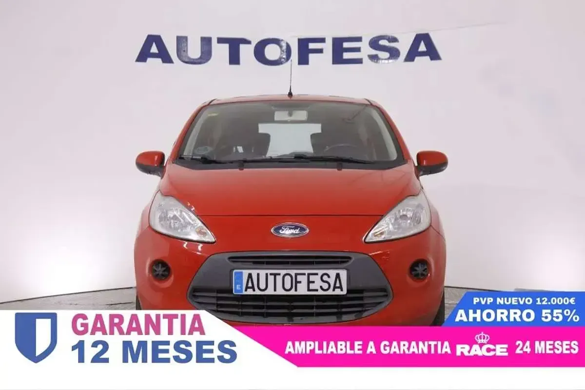 Usado Ford Ka Trend 69 CV (50 kW) 2015 Rojo Berlina
