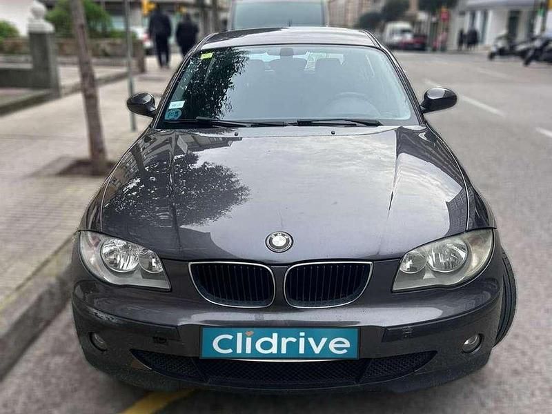 Usado BMW 116 122 CV (89 kW) 2004 Gris / plata Utilitario