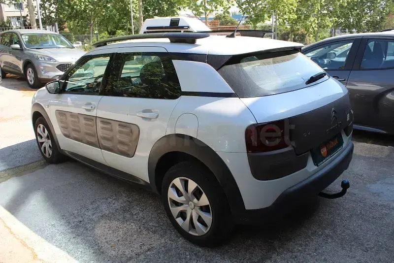 Usado Citroën C4 PureTech 110 CV (80 kW) 2017 Blanco Berlina