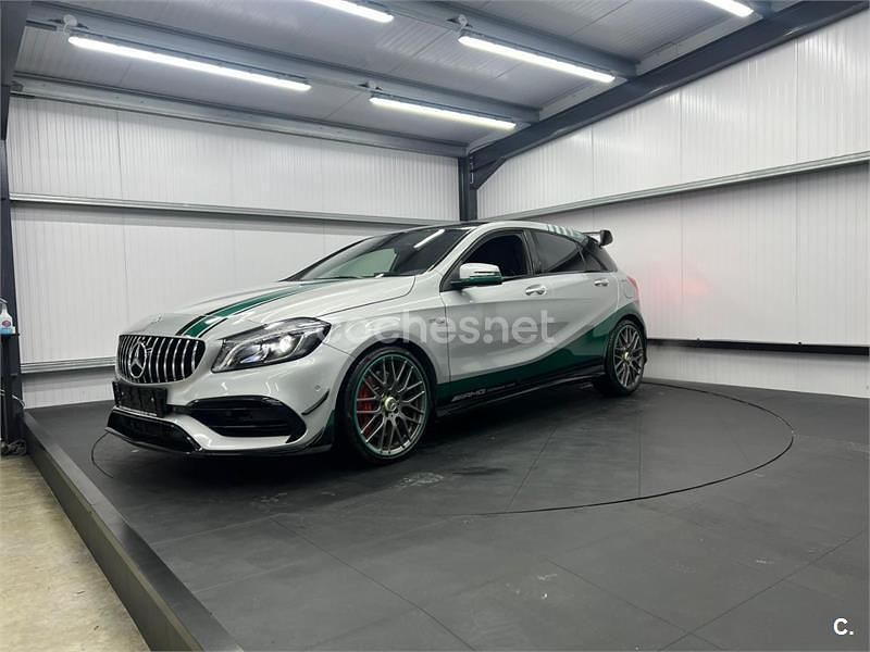 Gris / plata Usado 2016 Mercedes A45 AMG AMG Berlina | 60.900 € - Imagen 1/4