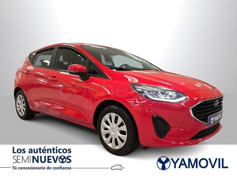 Usado Ford Fiesta Trend 75 CV (55 kW) 2023 Rojo Utilitario