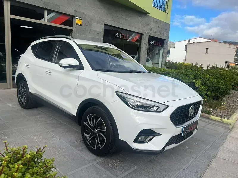 Usado MG ZS Comfort 111 CV (81 kW) 2022 Blanco SUV