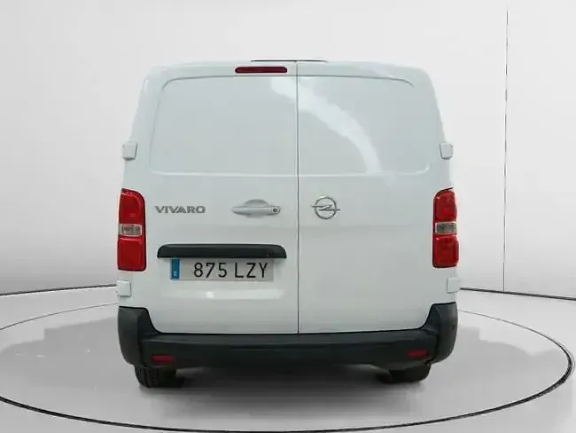 Usado Opel Vivaro 102 CV (75 kW) 2022 Blanco Monovolumen