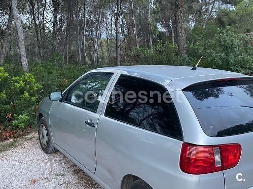 Usado Seat Ibiza Stella 60 CV (44 kW) 2002 Blanco Utilitario