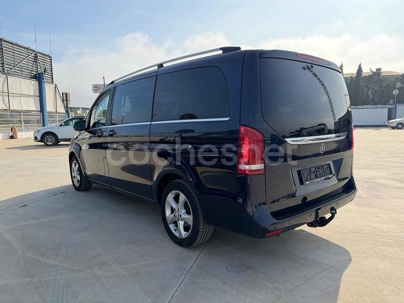 Usado Mercedes V220 Avantgarde 163 CV (119 kW) 2019 Azul Monovolumen