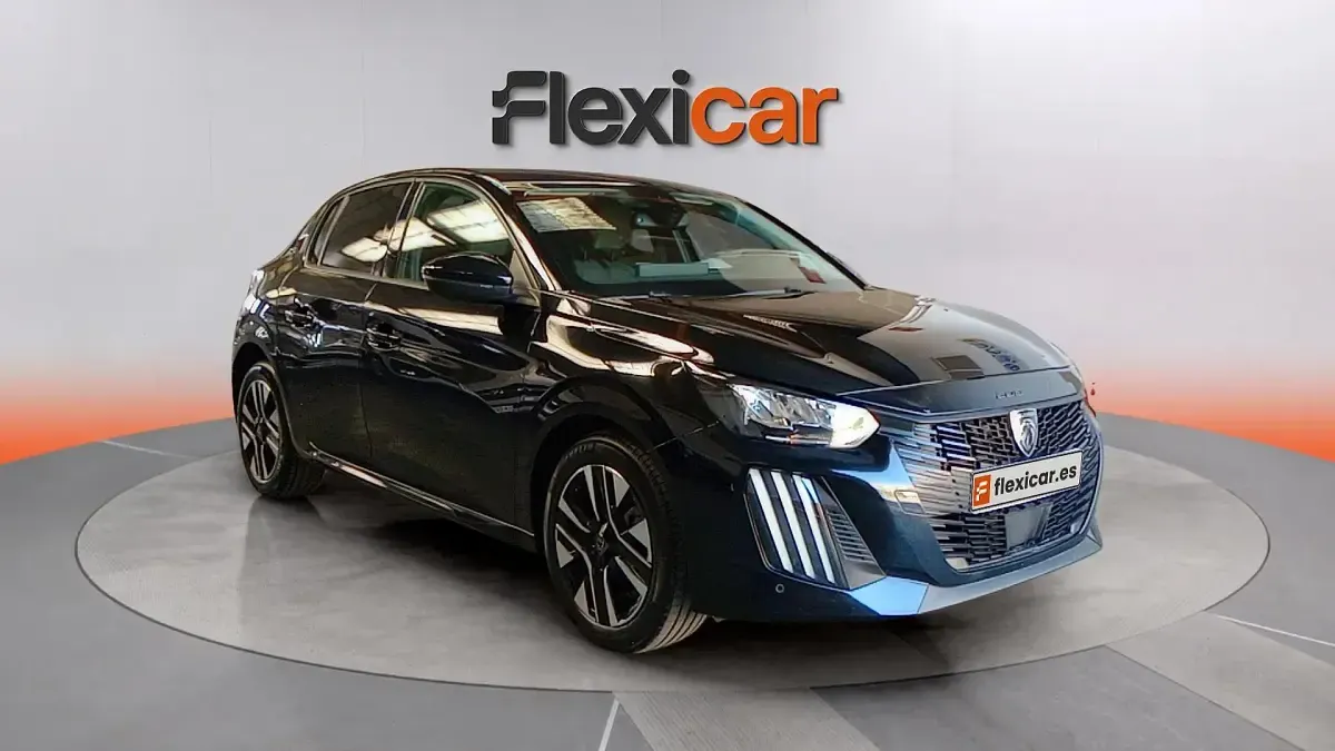 Usado Peugeot 208 Allure 101 CV (74 kW) 2025 Utilitario