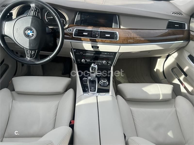 Usado BMW 530 Luxury Line 258 CV (189 kW) 2012 Beige Berlina