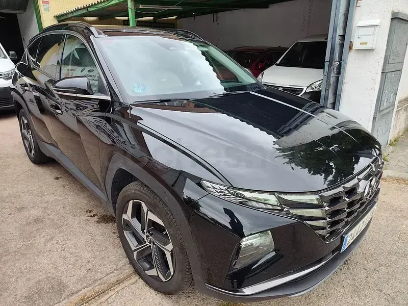 Usado Hyundai Tucson Style 230 CV (169 kW) 2021 Negro SUV